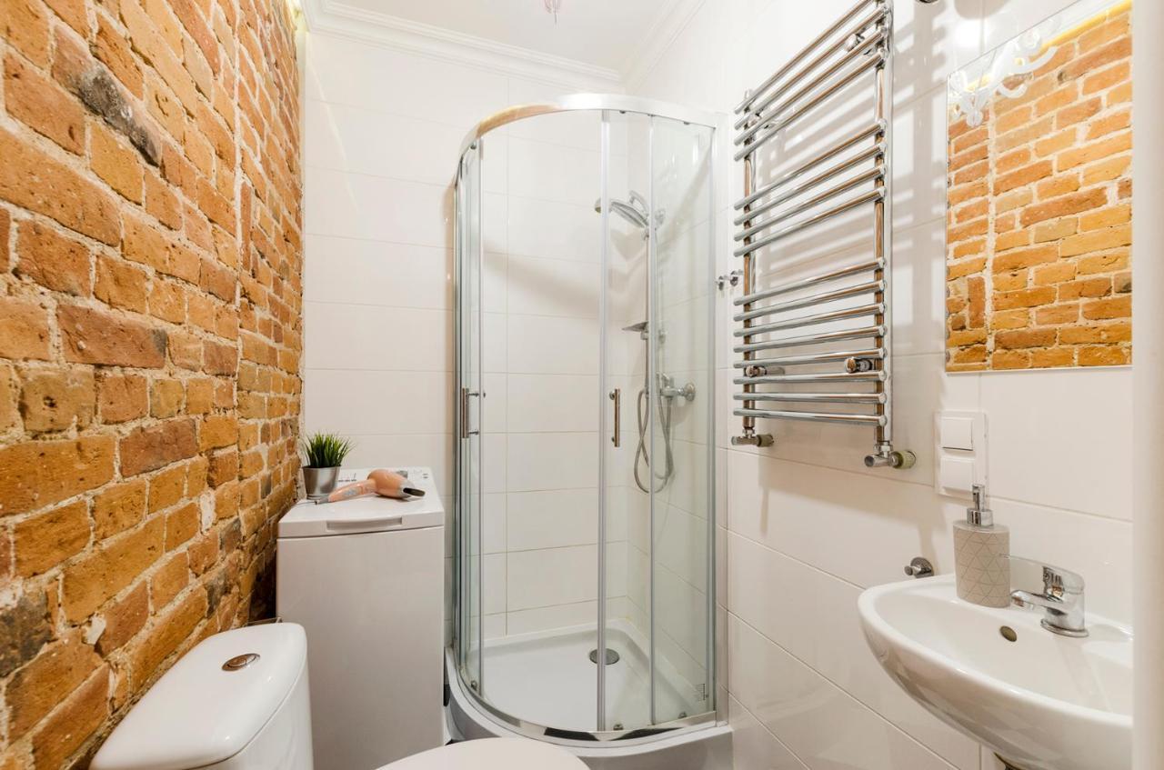 Standard Apartment On 6 Sierpnia Lodz  Luaran gambar